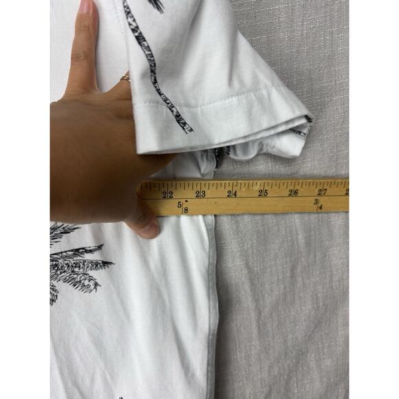 Travis Mathew Shirt Mens Large White Stretch Button Up Performance Casual S.S. - Picture 7 of 7